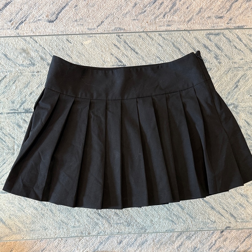 Classic Black Pleated Skirt